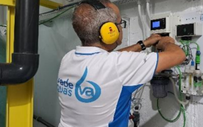 Instalación de equipo de control en el Siam Park
